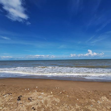 Super Deauville Appartement 2 Pieces Cosy Proche Plage Plein Sud Villers-sur-Mer Eksteriør billede